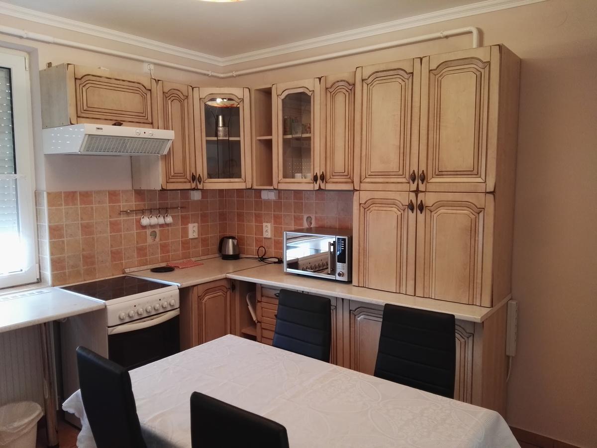 Kiskucko Apartman Hajduszoboszlo Ngoại thất bức ảnh
